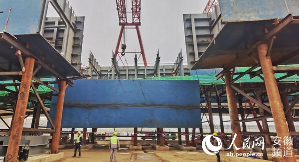 引江济淮最大跨度的连